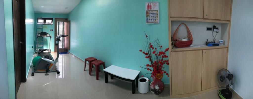Homestay Stardow~星窗名宿~ Johor Bahru Exterior foto