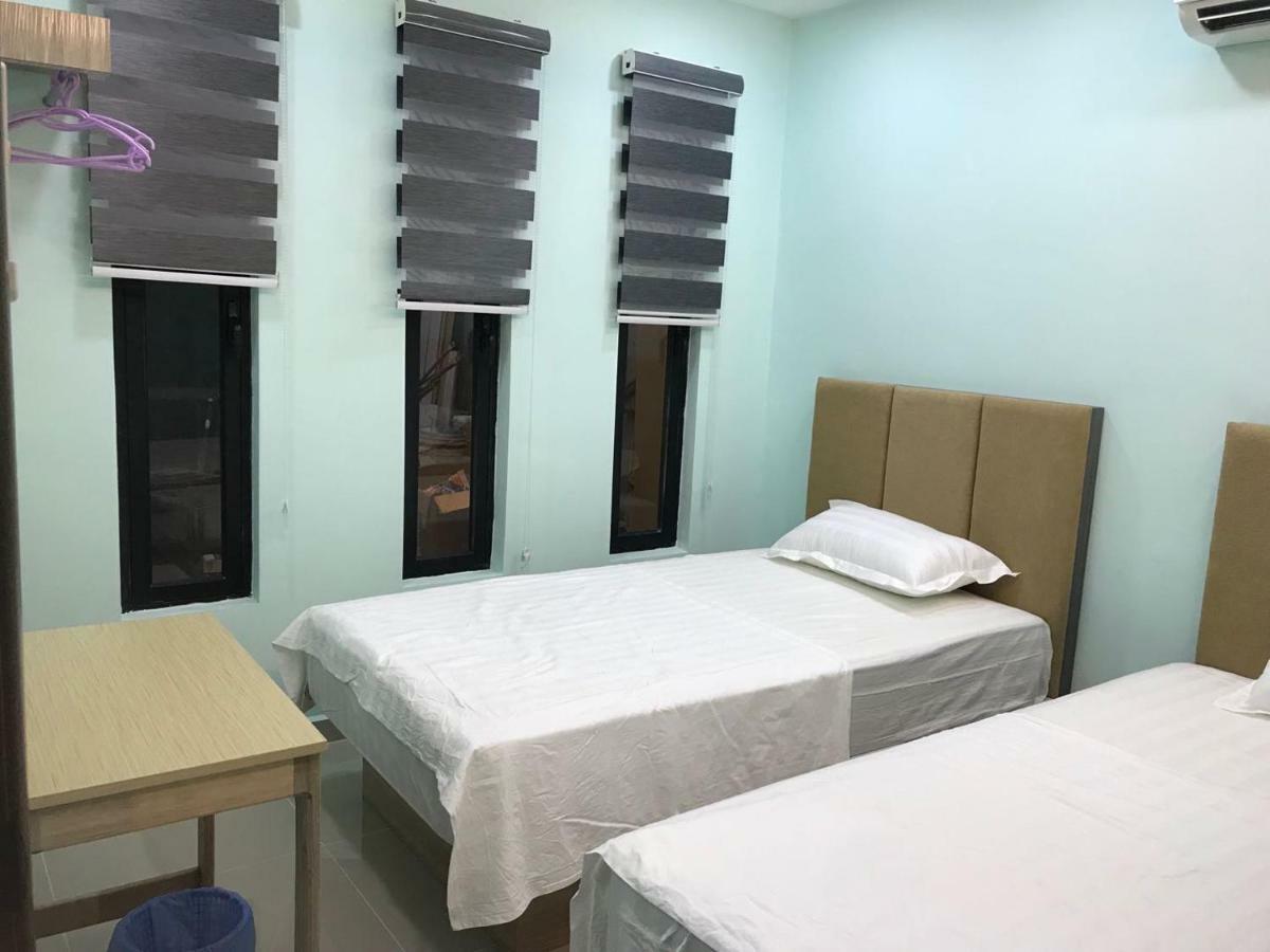 Homestay Stardow~星窗名宿~ Johor Bahru Exterior foto